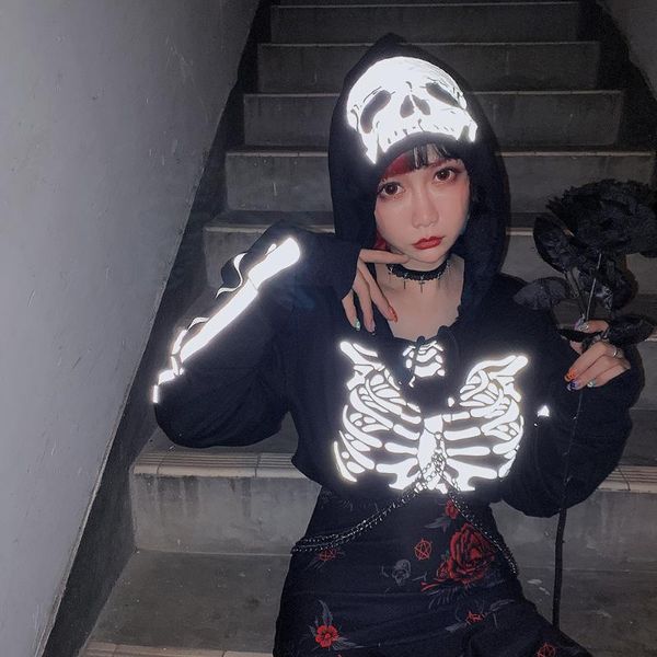 european and american style dark girl reflective soil cool tide jumping di hip hop skull hooded pullover chain short waistless, Black
european and american style dark girl reflective soil cool tide jumping di hip hop skull hooded pullover chain short waistless, Black