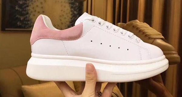 2020 black back mens comfort casual shoes beautiful platform casual sneakers shoes leather solid colors dress shoe sports
2020 black back mens comfort casual shoes beautiful platform casual sneakers shoes leather solid colors dress shoe sports