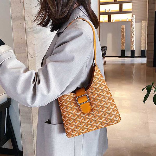 fashion panelled print bucket messenger bag women crossbody pu leather shoulder bag lady luxury hasp lock clear purse handbag
fashion panelled print bucket messenger bag women crossbody pu leather shoulder bag lady luxury hasp lock clear purse handbag