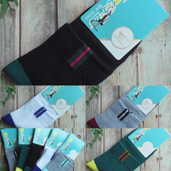 autumn and cotton men's independent packaging cotton sports socks classic fashion casual socks, Black
autumn and cotton men's independent packaging cotton sports socks classic fashion casual socks, Black