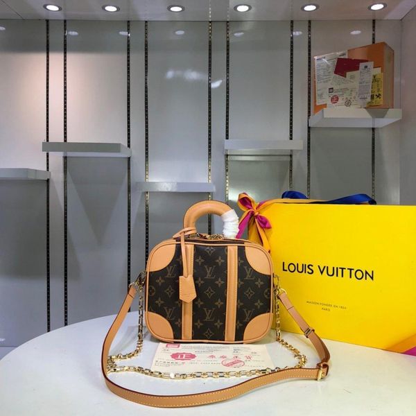 new arrival women bag designer luxury handbags zipper leather shoulder bag chain totes fashion classic ladies crossbody bag fast delivery 
new arrival women bag designer luxury handbags zipper leather shoulder bag chain totes fashion classic ladies crossbody bag fast delivery