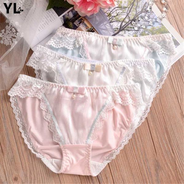 women's panties lolita girl's cute milk silk kawaii princess lace pearls bow underwear low waist breathable briefs, Black;pink
women's panties lolita girl's cute milk silk kawaii princess lace pearls bow underwear low waist breathable briefs, Black;pink