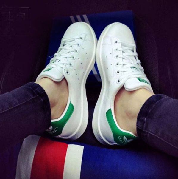 2020 smith casual shoes raf simons stan smiths spring copper white pink black fashion man leather brand woman man shoes flats sneakers
2020 smith casual shoes raf simons stan smiths spring copper white pink black fashion man leather brand woman man shoes flats sneakers