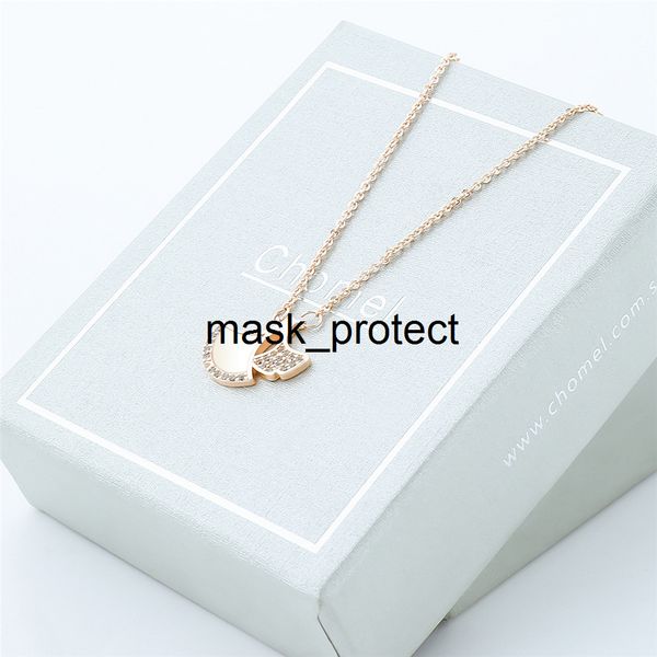 singapore chomel necklace women's fan-shaped ginkgo leaf white mother shell pendant choker trendy tiktok same style, Black
singapore chomel necklace women's fan-shaped ginkgo leaf white mother shell pendant choker trendy tiktok same style, Black