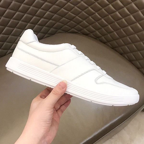 new highquality mens sports shoes, fashion sports shoes, flatbottomed lowmens casual shoes, loafers, super star highlaceup si qwi, Black
new highquality mens sports shoes, fashion sports shoes, flatbottomed lowmens casual shoes, loafers, super star highlaceup si qwi, Black