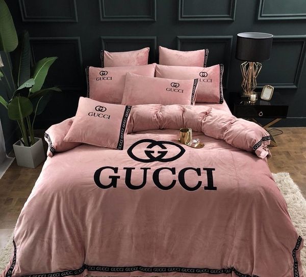 letter rose red winter bedding suit nordic boutique 4 pieces fleece fabric quilt cover sets bright color 9888898
letter rose red winter bedding suit nordic boutique 4 pieces fleece fabric quilt cover sets bright color 9888898
