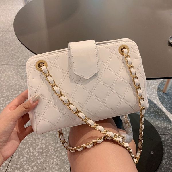 fashion handbags purses underarm bag plain shoulder bag leather bag chain purse diamond lattice classic flap bags
fashion handbags purses underarm bag plain shoulder bag leather bag chain purse diamond lattice classic flap bags