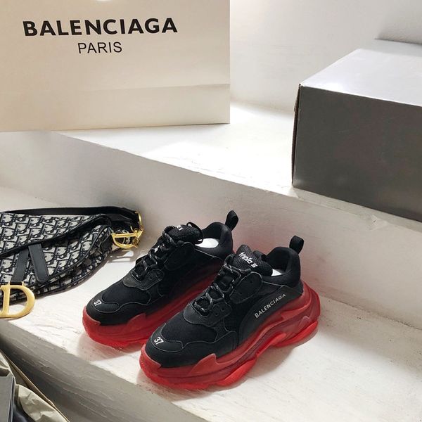 2020ik designer to create casual and comfortable all-match sports shoes, travel shoes outsole non-slip design with original box delivery, Black
2020ik designer to create casual and comfortable all-match sports shoes, travel shoes outsole non-slip design with original box delivery, Black