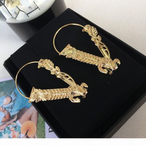 fashion brand letter designer earrings for lady design women party wedding lovers engagement gift luxury jewelry for bride, Silver
fashion brand letter designer earrings for lady design women party wedding lovers engagement gift luxury jewelry for bride, Silver