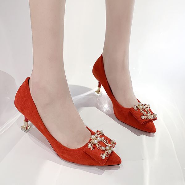 5 cm металл высоких каблуков женщин свадьба невеста кристалл жемчужный острый нос стилет каблук обувь sexy black red high pumps 2020
5 cm металл высоких каблуков женщин свадьба невеста кристалл жемчужный острый нос стилет каблук обувь sexy black red high pumps 2020