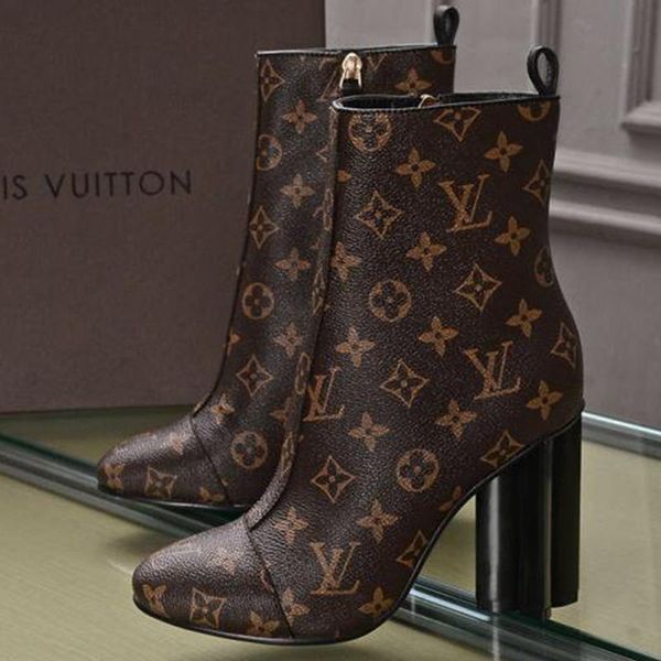 08 designer luxury women's casual fashion shoes, women's outdoor casual shoes, fast delivery, original box, Black
08 designer luxury women's casual fashion shoes, women's outdoor casual shoes, fast delivery, original box, Black