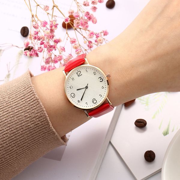 2020 новый конструктор стиль женская мода luxury leather band аналоговое кварц wristwatch золотой женские часы женщины платье черный часы, Slivery;brown
2020 новый конструктор стиль женская мода luxury leather band аналоговое кварц wristwatch золотой женские часы женщины платье черный часы, Slivery;brown