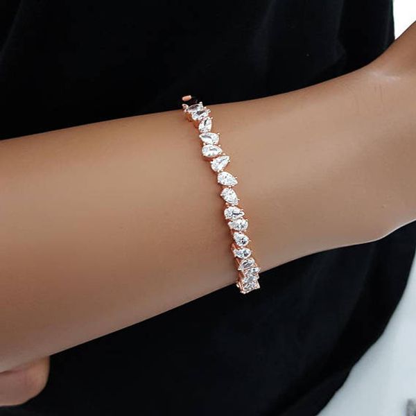 rose gold color wedding engagement gift middle sized fashion women cz bangles elegant sparking bling stone trendy bracelet, Black
rose gold color wedding engagement gift middle sized fashion women cz bangles elegant sparking bling stone trendy bracelet, Black