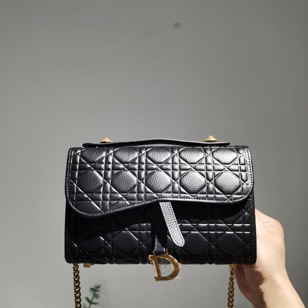 genuine leather crossbody bags 2020 new fashion women tote handbags purses chain shoulder bag
genuine leather crossbody bags 2020 new fashion women tote handbags purses chain shoulder bag