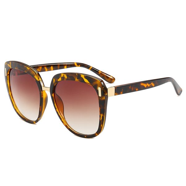 retro metal frame structure women sunglasses butterfly shape plastic material lenses 1907 uv400 protection eyewear, White;black
retro metal frame structure women sunglasses butterfly shape plastic material lenses 1907 uv400 protection eyewear, White;black