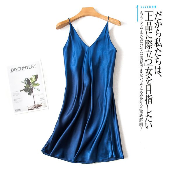 2020 summer new products women's deep-v-imitated silk fabric camisole short nightgown temptation home wear, Black;red
2020 summer new products women's deep-v-imitated silk fabric camisole short nightgown temptation home wear, Black;red