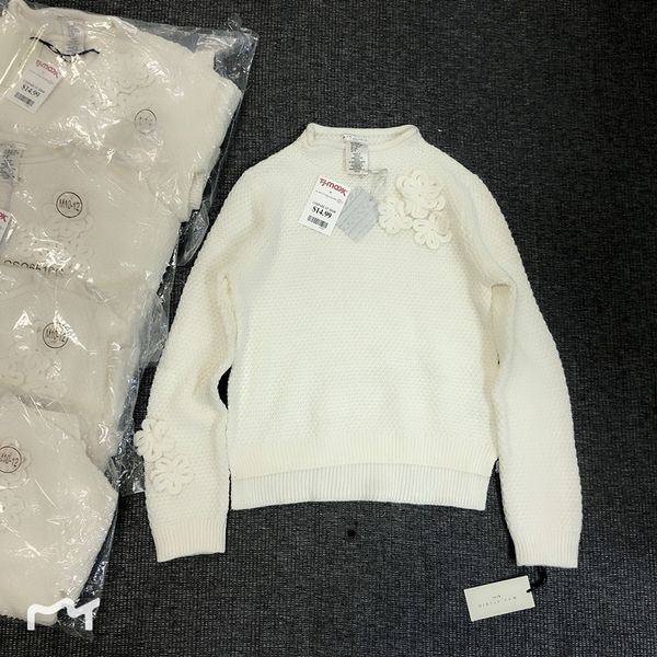 2020 autumn new girls medium and large children solid color sweater pullover pullover whole order, Blue
2020 autumn new girls medium and large children solid color sweater pullover pullover whole order, Blue