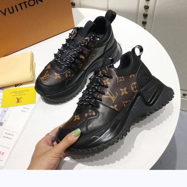 141 new designer luxury women's casual fashion shoes, women's outdoor casual shoes, high-quality materials, with original box, Black
141 new designer luxury women's casual fashion shoes, women's outdoor casual shoes, high-quality materials, with original box, Black