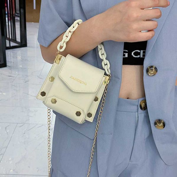 casual mini flap shoulder bags women letter print chains rivet flap hand bag ladies rivet handle handbags
casual mini flap shoulder bags women letter print chains rivet flap hand bag ladies rivet handle handbags