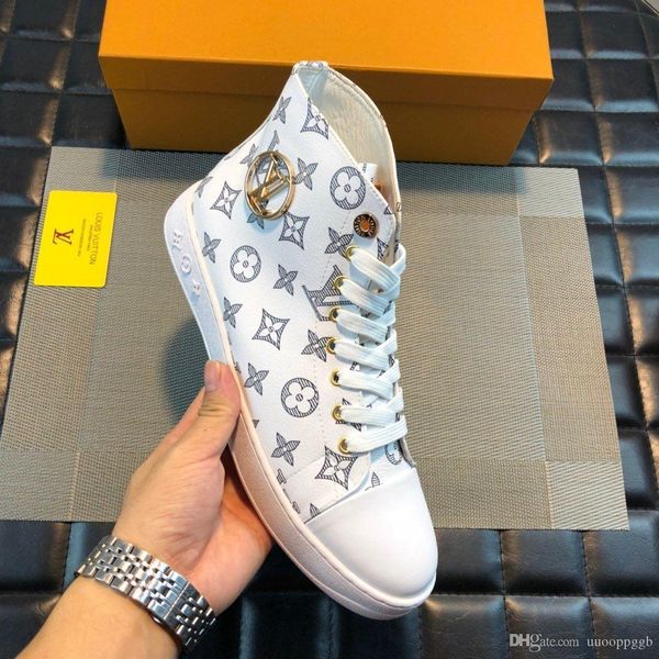 2020qt new luxury men's casual fashion sneakers for sale, outdoor travel, sports laces, original box, fast delivery, Black
2020qt new luxury men's casual fashion sneakers for sale, outdoor travel, sports laces, original box, fast delivery, Black