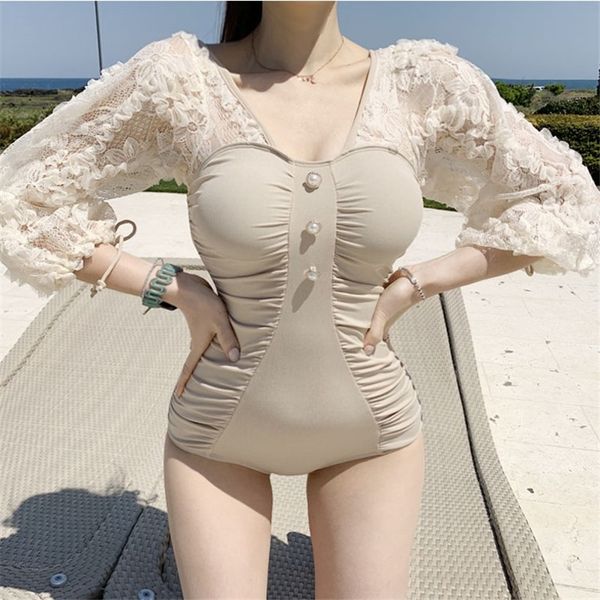 2020 new lace one-piece swimsuit women's three-dimensional lace long sleeve bubble sleeve french swimsuit, White;black
2020 new lace one-piece swimsuit women's three-dimensional lace long sleeve bubble sleeve french swimsuit, White;black