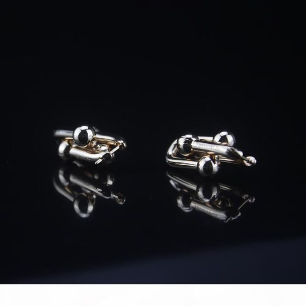 женщины rose golden earring дизайнер ювелирных изделий класса люкс серебро 925 stud aretes подвески день святого валентина ins горячие ювели
женщины rose golden earring дизайнер ювелирных изделий класса люкс серебро 925 stud aretes подвески день святого валентина ins горячие ювели