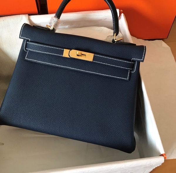 wholesale fully handmade togo leather design purse,navy blue,brown, wax thread, have both gold and silver hardware,contact me for details
wholesale fully handmade togo leather design purse,navy blue,brown, wax thread, have both gold and silver hardware,contact me for details