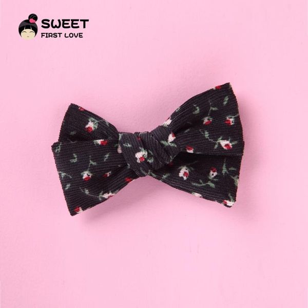 lovely flowers fabric bow baby hairpin, bowknot cute floral pattern hair clips for girl children, soft headwear hair accessories, Slivery;white
lovely flowers fabric bow baby hairpin, bowknot cute floral pattern hair clips for girl children, soft headwear hair accessories, Slivery;white