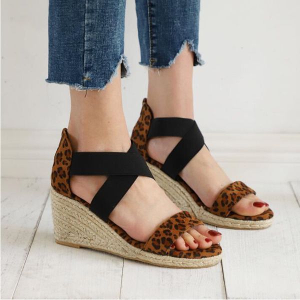 2020 new european and american fashion rope wedge cross strap with flat fish mouth words bag with big size sandals, Black
2020 new european and american fashion rope wedge cross strap with flat fish mouth words bag with big size sandals, Black