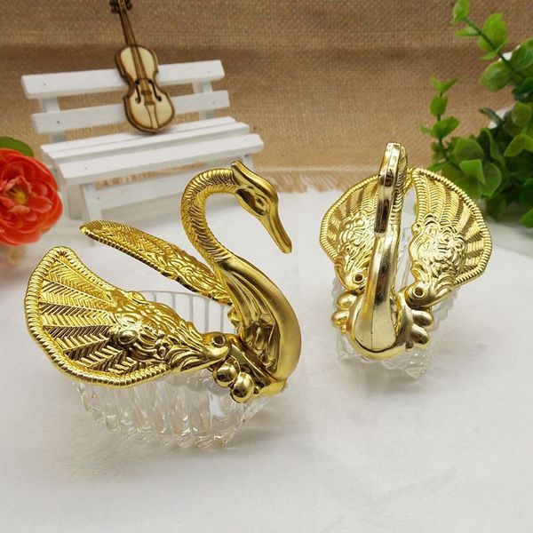 1 pc new creative kawaii gold silver romantic swan wedding favor gift box candy boxes favors celebration party decor candy box
1 pc new creative kawaii gold silver romantic swan wedding favor gift box candy boxes favors celebration party decor candy box