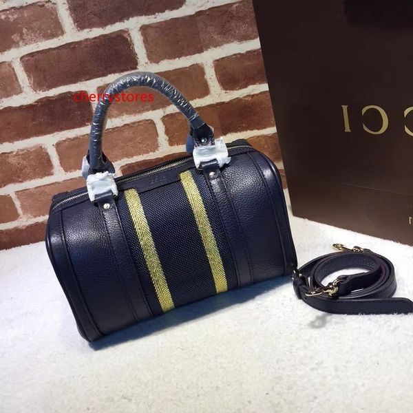 2020 brand design letter embossing handbag stripe strap shoulder travel bag women genuine leather 269876 pillow bag
2020 brand design letter embossing handbag stripe strap shoulder travel bag women genuine leather 269876 pillow bag
