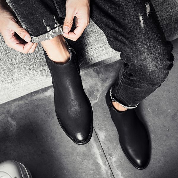 2020 new size mens casual martin boots low-short boots shoes autumn retro british tooling mens boots tide, Black
2020 new size mens casual martin boots low-short boots shoes autumn retro british tooling mens boots tide, Black