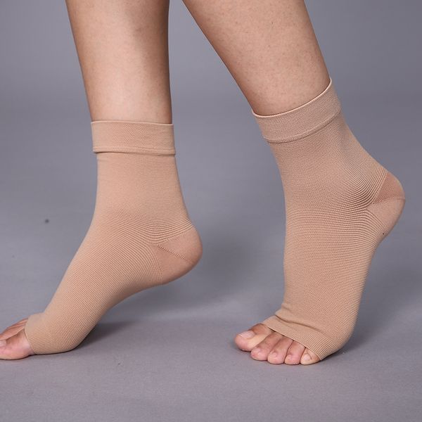 ankle outdoor sports protection outdoor sports sprain protection pressure foot cover foot fixing ankle bandage, Blue;black
ankle outdoor sports protection outdoor sports sprain protection pressure foot cover foot fixing ankle bandage, Blue;black