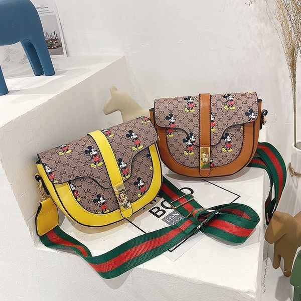 2020 new korean fashion slant saddle super fire network red live single women's 2020 shoulder new shoulder bag women's bag
2020 new korean fashion slant saddle super fire network red live single women's 2020 shoulder new shoulder bag women's bag