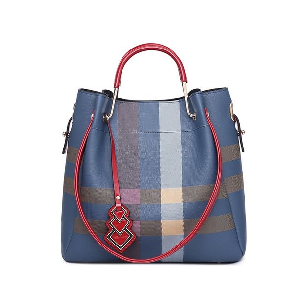 2020 new european and american fashion women's bag lattice design handbag shoulder bag messenger
2020 new european and american fashion women's bag lattice design handbag shoulder bag messenger