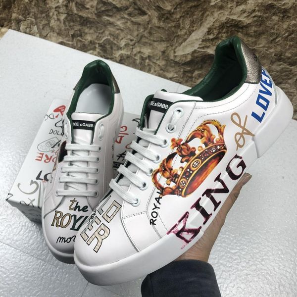 2020v new trend leather casual shoes fashion men and women comfortable sneakers hand-painted doodle wild couple shoes, size 35-451, Black
2020v new trend leather casual shoes fashion men and women comfortable sneakers hand-painted doodle wild couple shoes, size 35-451, Black