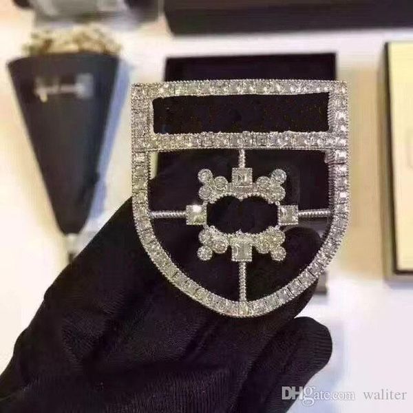 sell fashion disgner brooches pin crystal brooch for women hight quality jewelry fashion rhinestone brooch wedding brooch, Gray
sell fashion disgner brooches pin crystal brooch for women hight quality jewelry fashion rhinestone brooch wedding brooch, Gray
