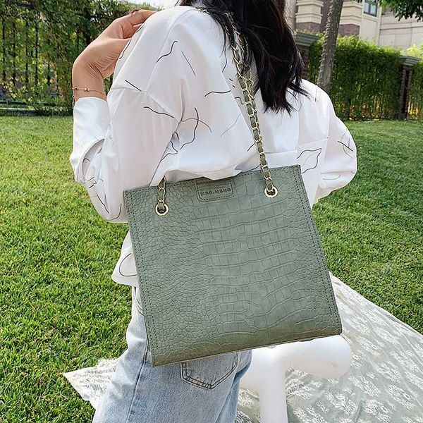 women small chain pu leather handbags shoulder bags fashion designer ladies purses tote bags female messenger bag
women small chain pu leather handbags shoulder bags fashion designer ladies purses tote bags female messenger bag