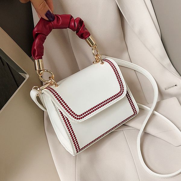 folds handle design pu leather women shoulder bags 2020 small female tote bag brand designer women crossbody bag lady handbags
folds handle design pu leather women shoulder bags 2020 small female tote bag brand designer women crossbody bag lady handbags