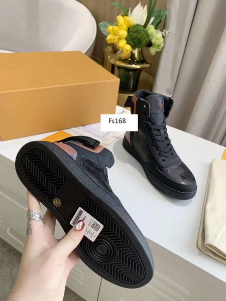 wholesale rivoli sneaker boot high trainers boot for men and women rivoli high sneaker leather size 38, Black
wholesale rivoli sneaker boot high trainers boot for men and women rivoli high sneaker leather size 38, Black