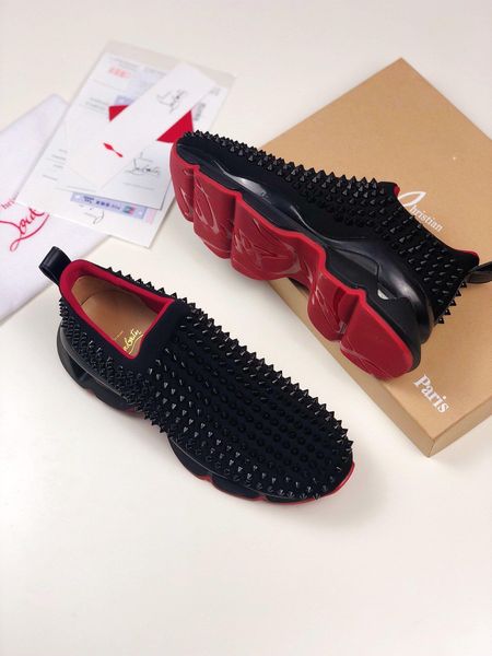 s2020 new high-end fashion men's and women's casual shoes, black personalized rivet shoes, wild outdoor lovers sports shoes, trend
s2020 new high-end fashion men's and women's casual shoes, black personalized rivet shoes, wild outdoor lovers sports shoes, trend
