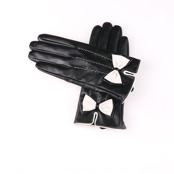autumn and winter women's warm windproof cute bow pu leather velvet touch screen warm butterfly gloves gloves winter
autumn and winter women's warm windproof cute bow pu leather velvet touch screen warm butterfly gloves gloves winter
