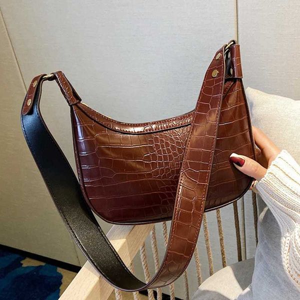 vintage pu leather saddle bags alligator crossbody for women 2020 luxury handbags designer lady shoulder purses and handbags
vintage pu leather saddle bags alligator crossbody for women 2020 luxury handbags designer lady shoulder purses and handbags