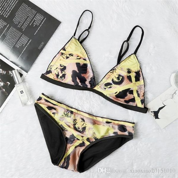 lady swimsuit 2020 new fashion bikini bikini swimwear for women bathing suit beachwear summer one piece sexy, White;black
lady swimsuit 2020 new fashion bikini bikini swimwear for women bathing suit beachwear summer one piece sexy, White;black