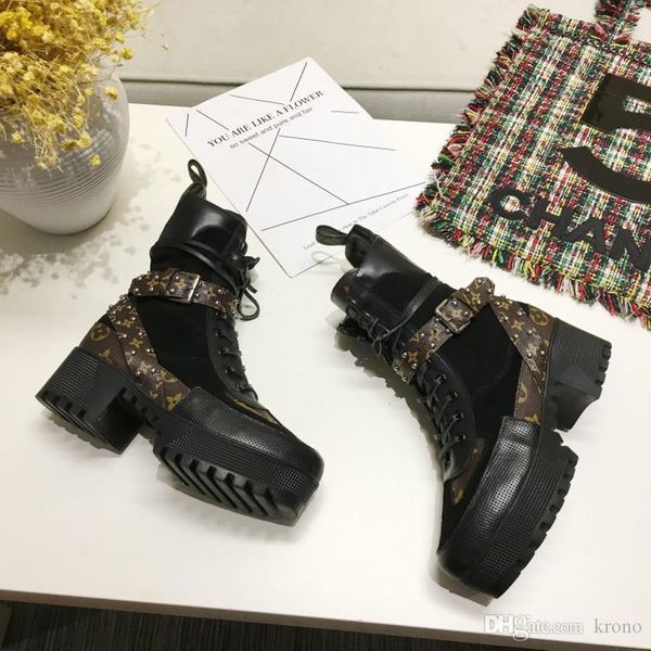 fashion printed stripes thick sole short boots womens thick sole martin boots genuine leather lace up short boots size 35-42 101, Black
fashion printed stripes thick sole short boots womens thick sole martin boots genuine leather lace up short boots size 35-42 101, Black