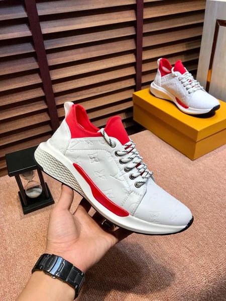 2020 trend men's low-cut leather casual shoes, fashion versatile comfortable sports shoes, original box packaging, size: 38-45
2020 trend men's low-cut leather casual shoes, fashion versatile comfortable sports shoes, original box packaging, size: 38-45