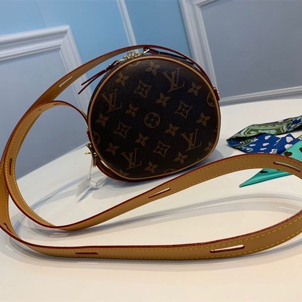 new women's one-shoulder bag 7a high-end quality fashion style leisure trend atmosphere suitable for all kinds of clothing foil atmosph
new women's one-shoulder bag 7a high-end quality fashion style leisure trend atmosphere suitable for all kinds of clothing foil atmosph