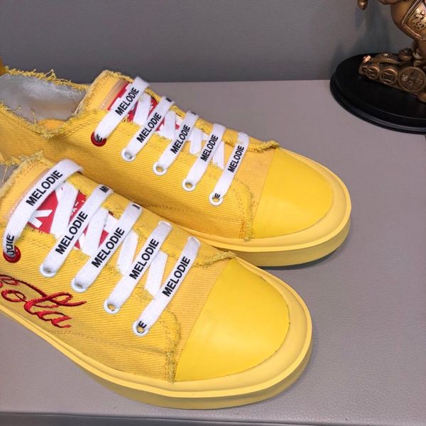 2019a spring and summer new limited edition men's casual shoes, comfortable white shoes, fashion shoes, original box packaging: 38-44, Black
2019a spring and summer new limited edition men's casual shoes, comfortable white shoes, fashion shoes, original box packaging: 38-44, Black