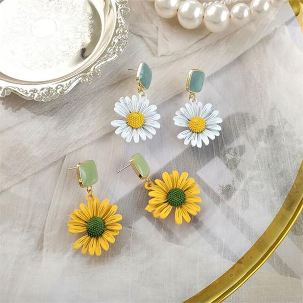 925 silver pin flower dangle earring for women sweet daisy flower drop earrings female korean statement earring sd
925 silver pin flower dangle earring for women sweet daisy flower drop earrings female korean statement earring sd