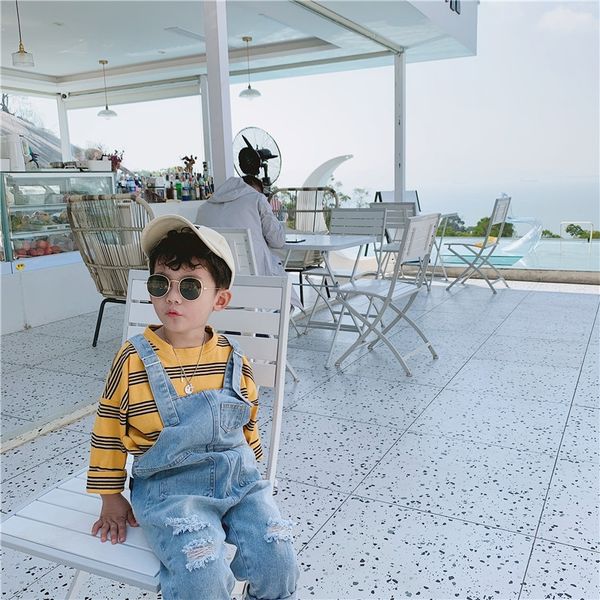 children's 2020 squinting season new boy's belt baby's hole suspender pants tide and jeans sling jeans, Blue
children's 2020 squinting season new boy's belt baby's hole suspender pants tide and jeans sling jeans, Blue